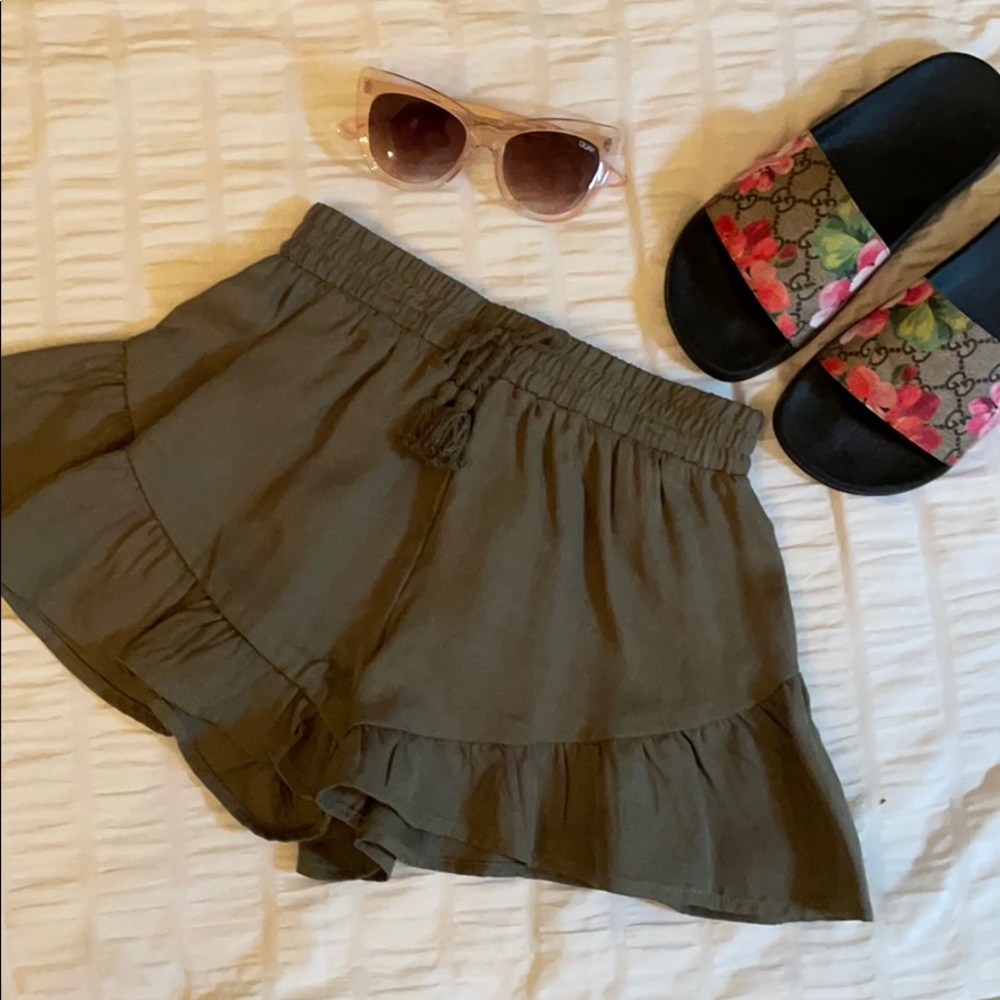 Girl’s shorts size 6